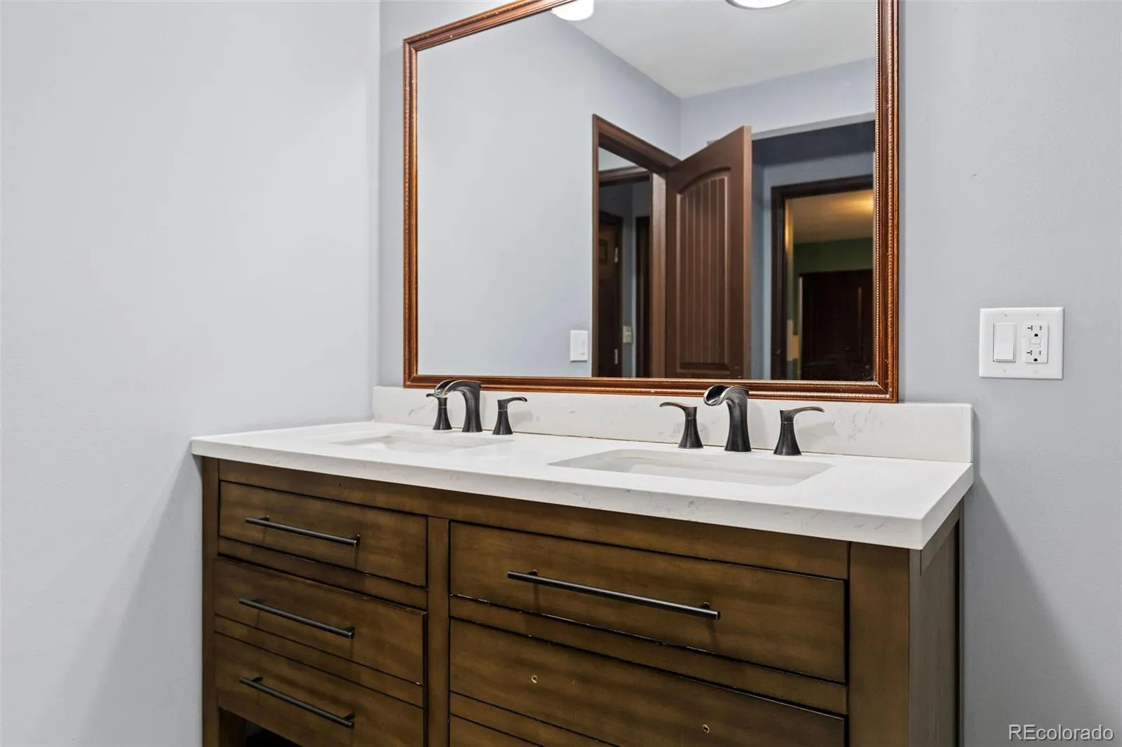 04162026203546 1600 16