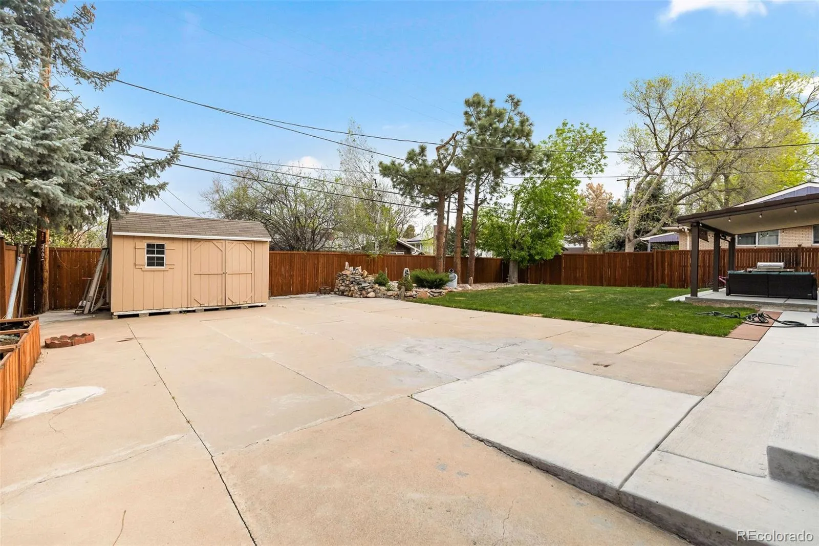 04162026203546 1600 33