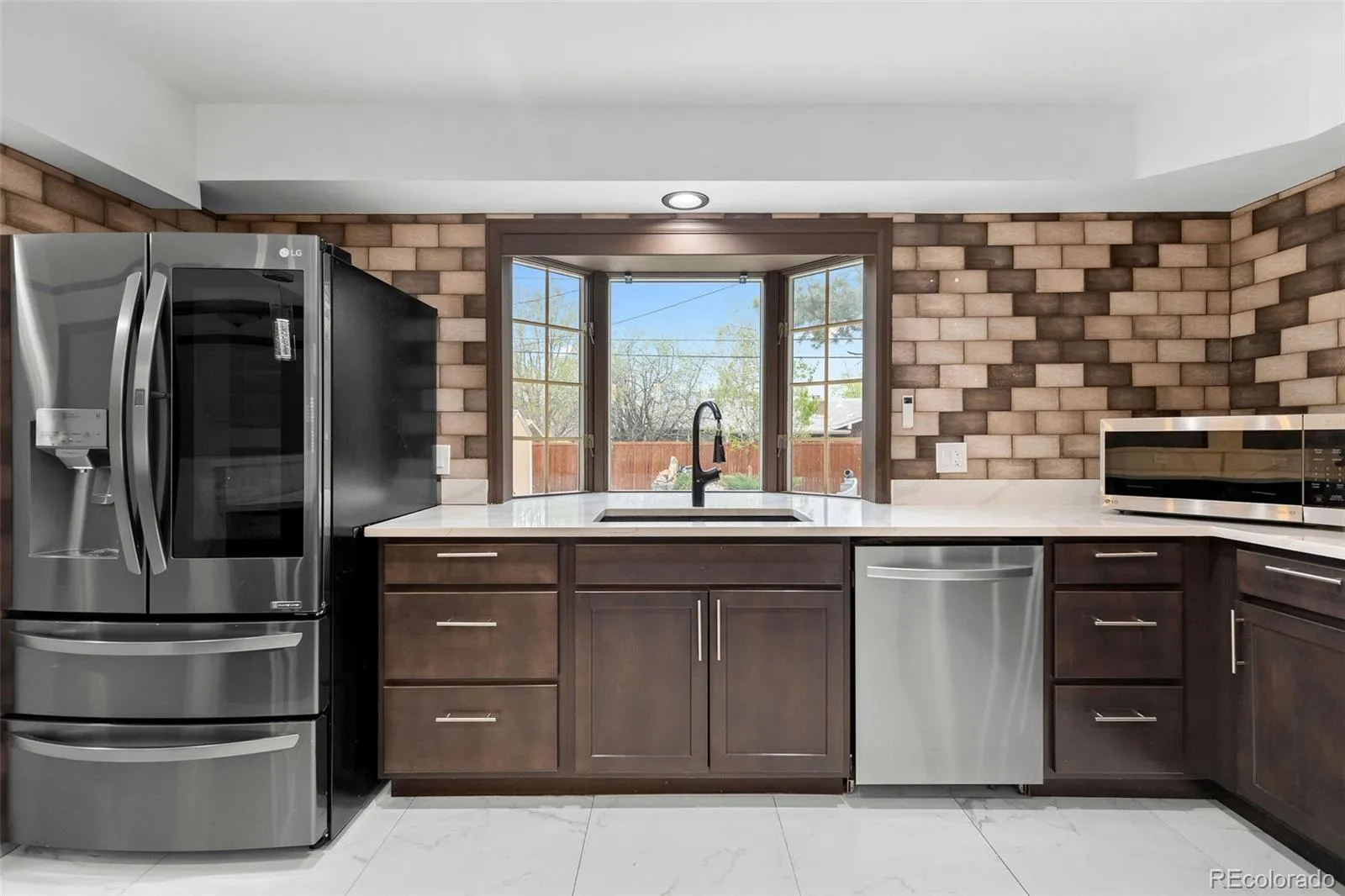 04162026203546 1600 4