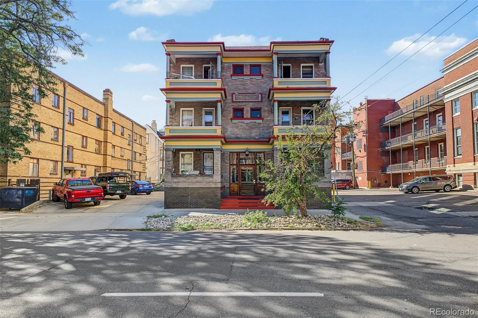 520 E 14th Avenue #1 Denver CO 80203 | MLS #REC8615408 09242026025730 1600 19