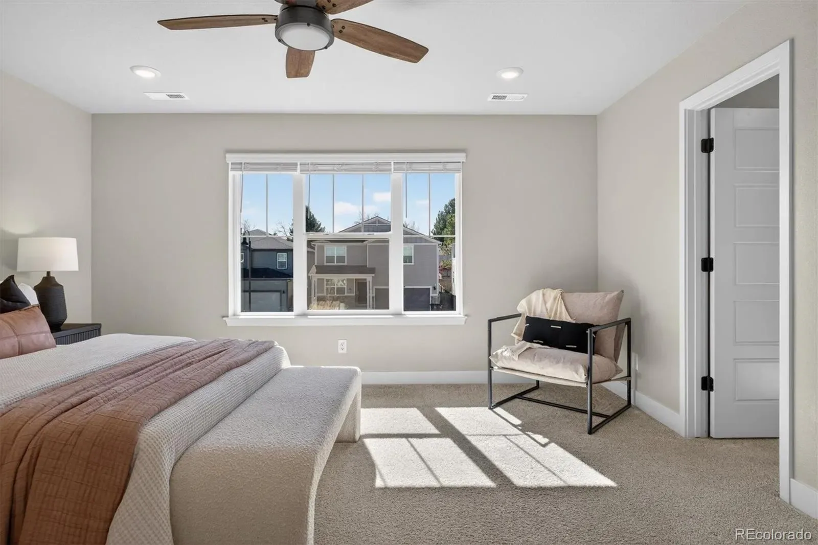 03092026173639 1600 40