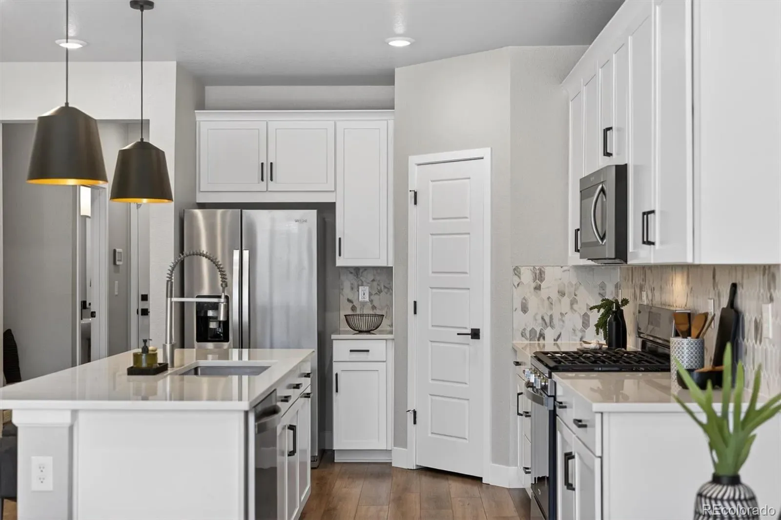 03092026173639 1600 44