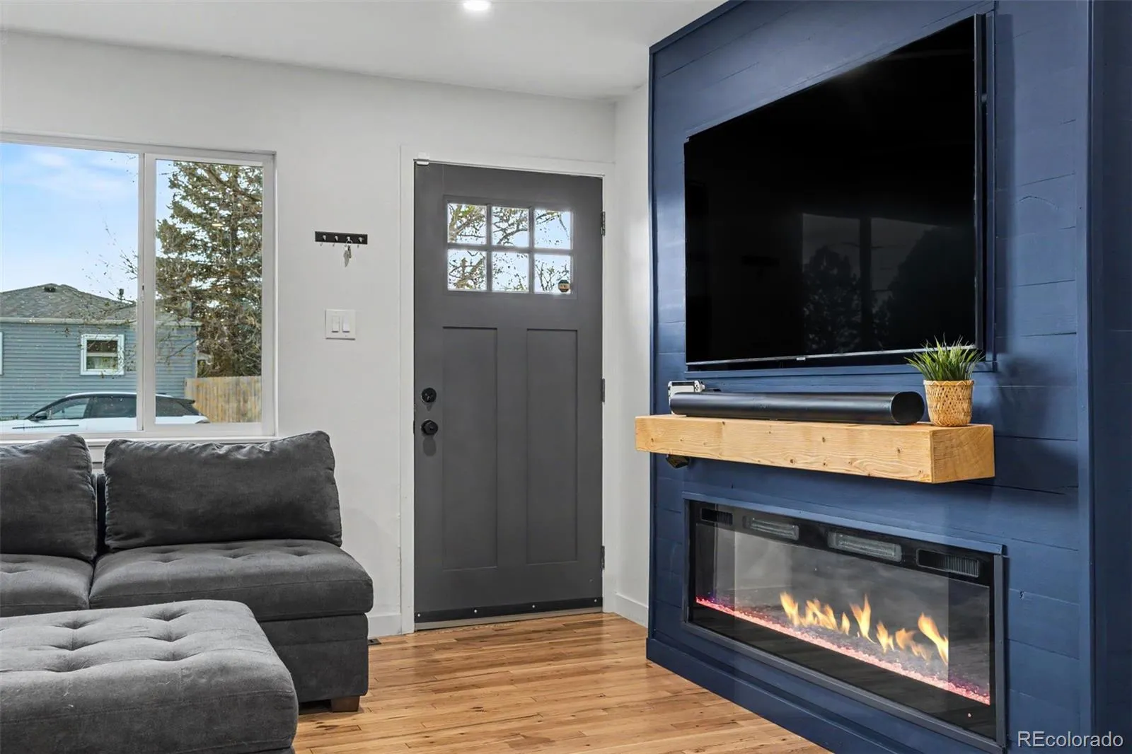 1085 N Wolff Street Denver CO 80204 MLS #REC8616954 04102026182820 1600 3