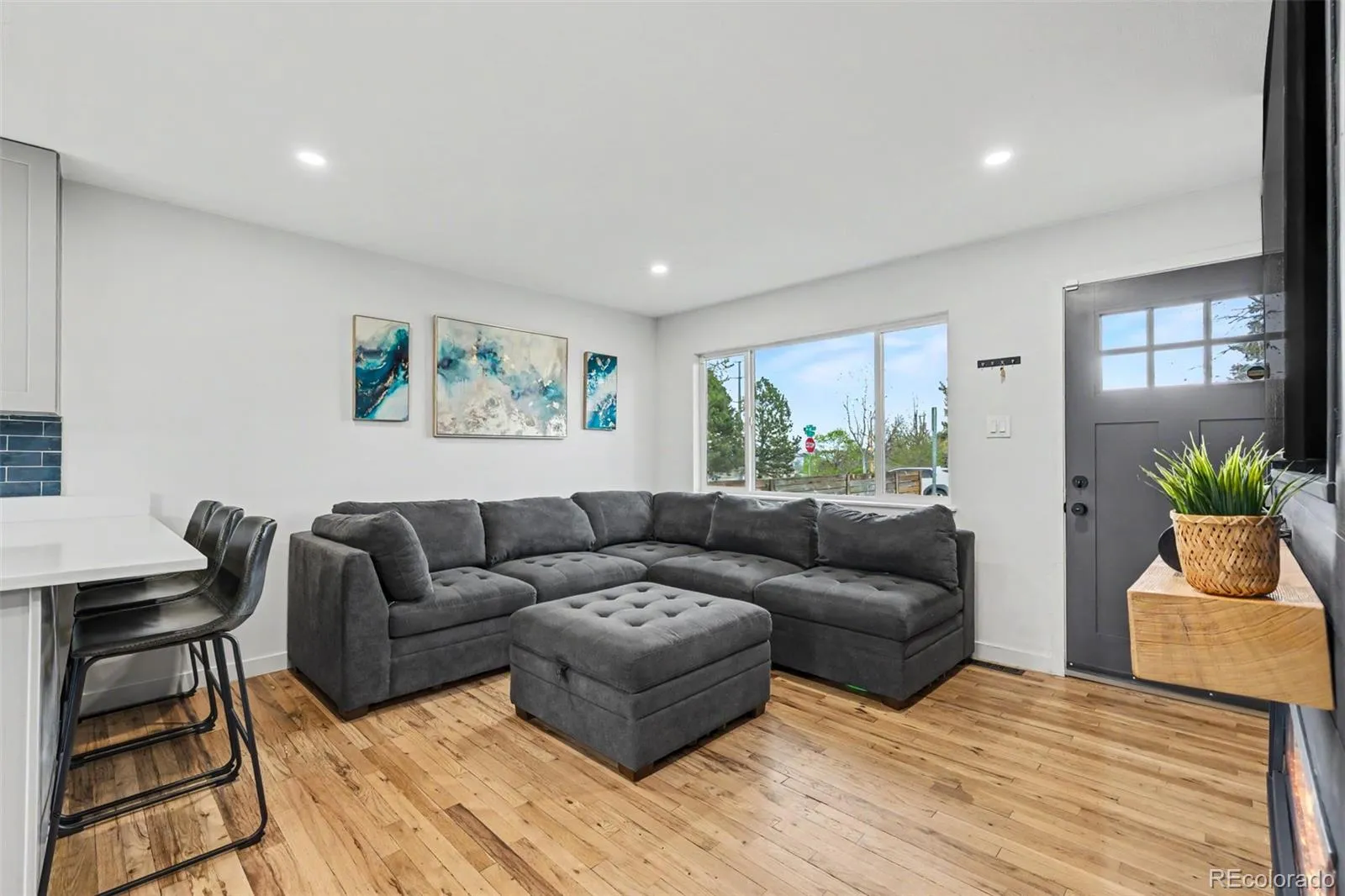1085 N Wolff Street Denver CO 80204 MLS #REC8616954 04102026182820 1600 6