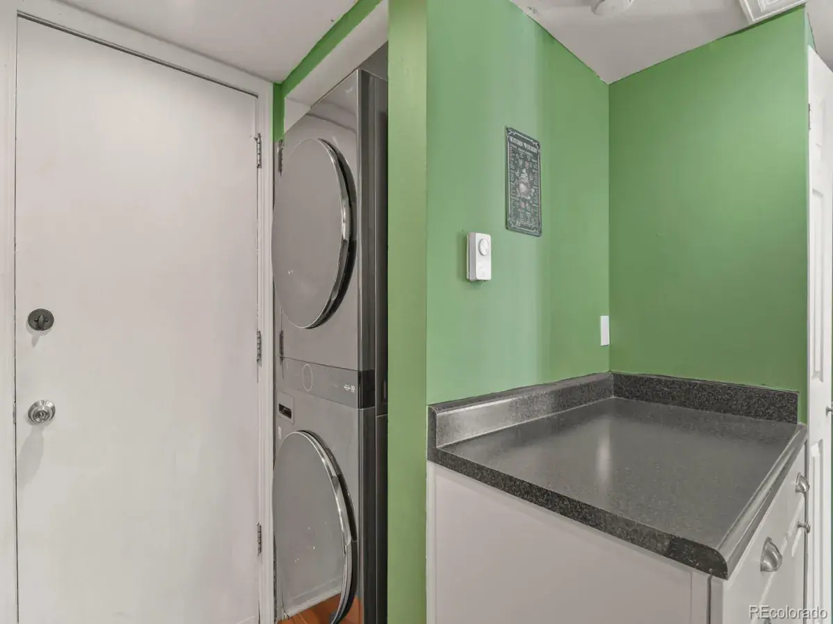 10312025212633 1200 9