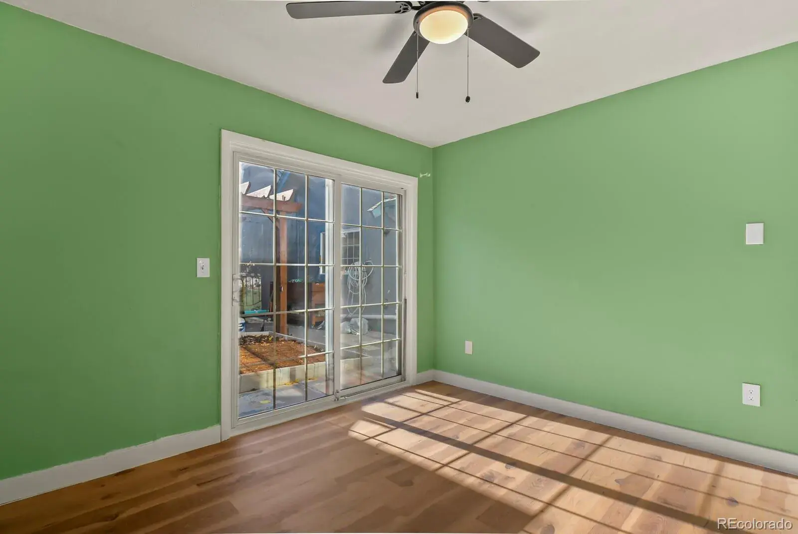 10312025212633 1600 11