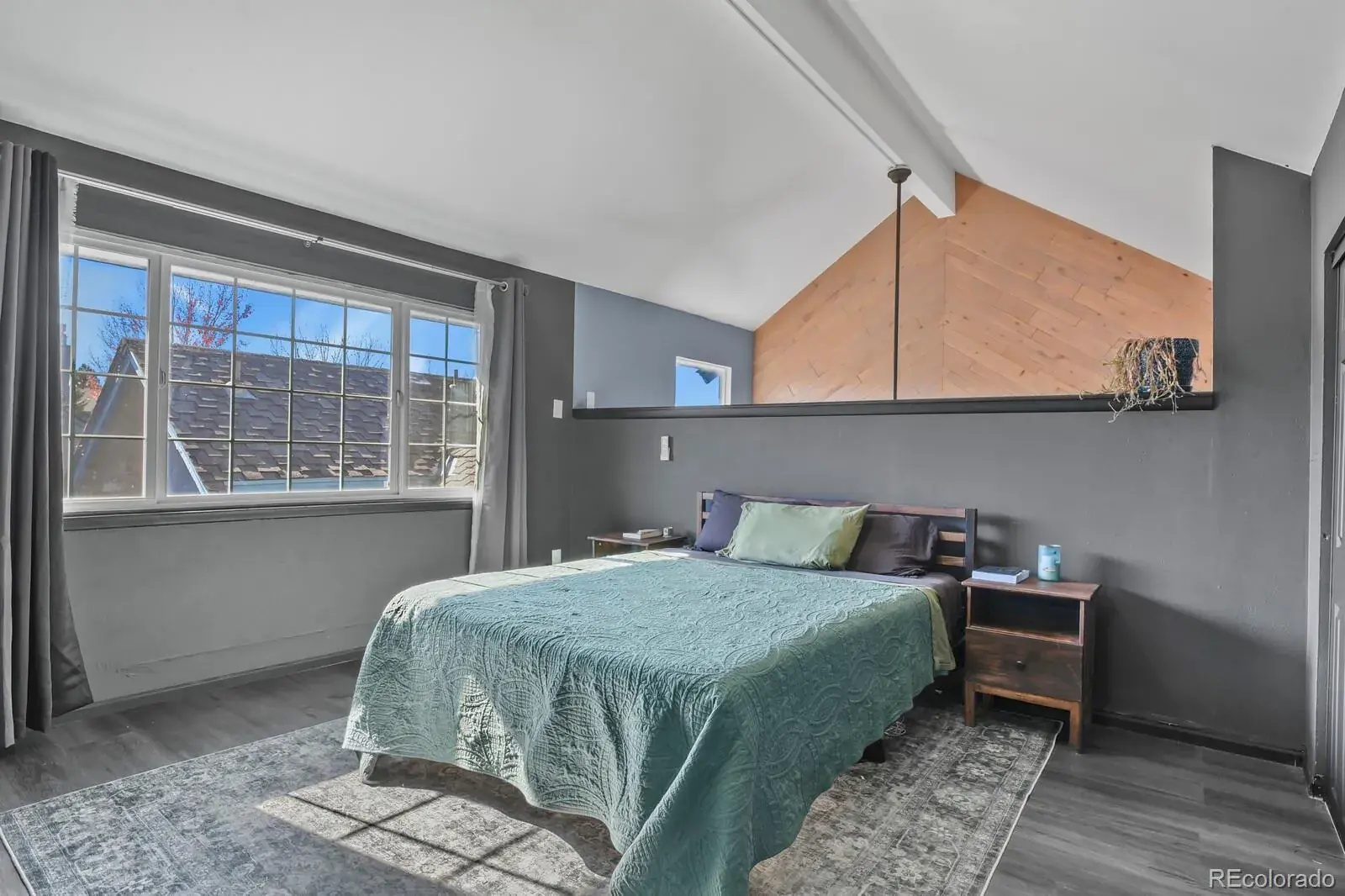 10312025212633 1600 16