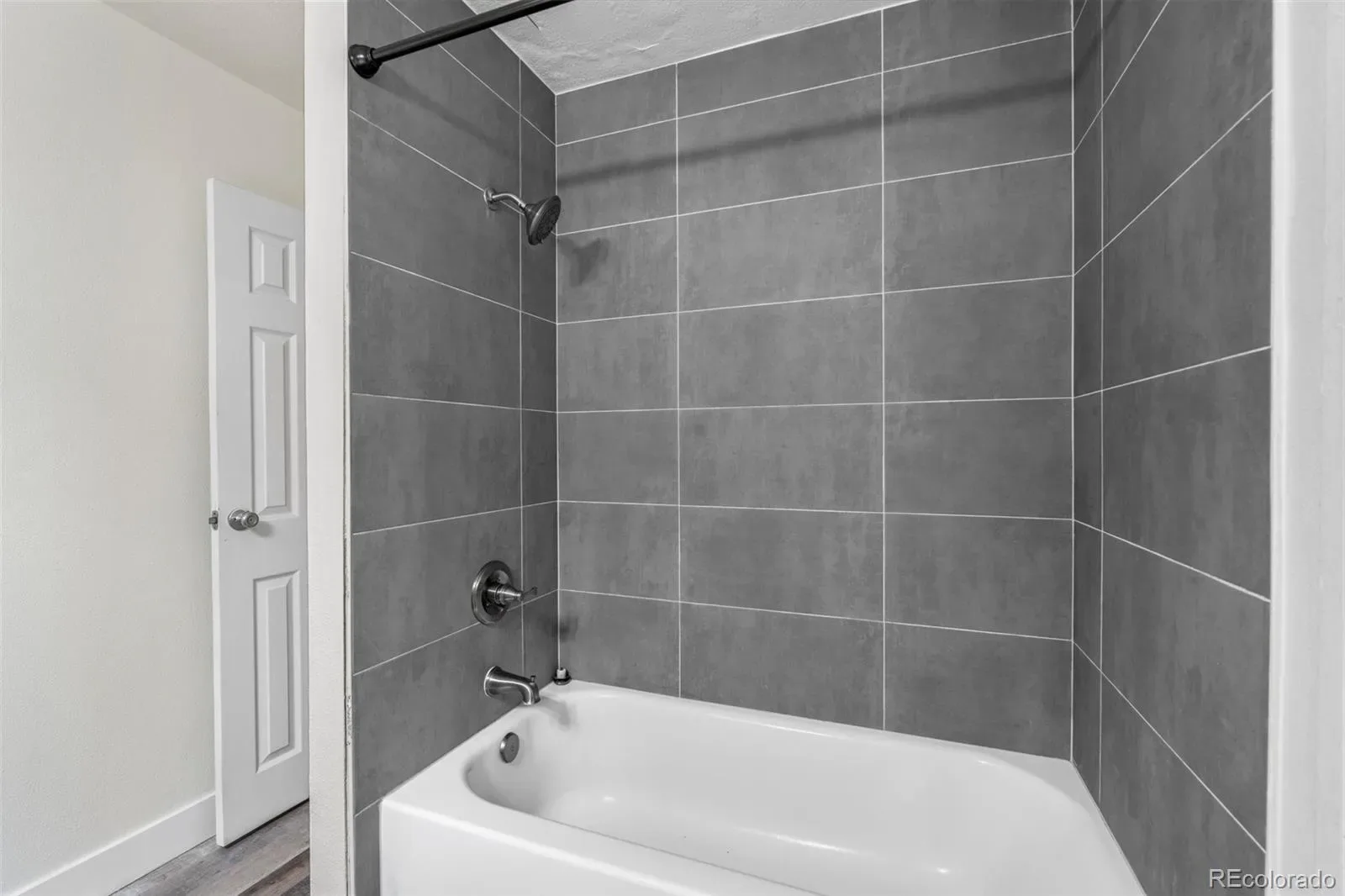 7615 E Quincy Avenue #101 Denver CO 80237 MLS #REC8617816 03122026045336 1600 22