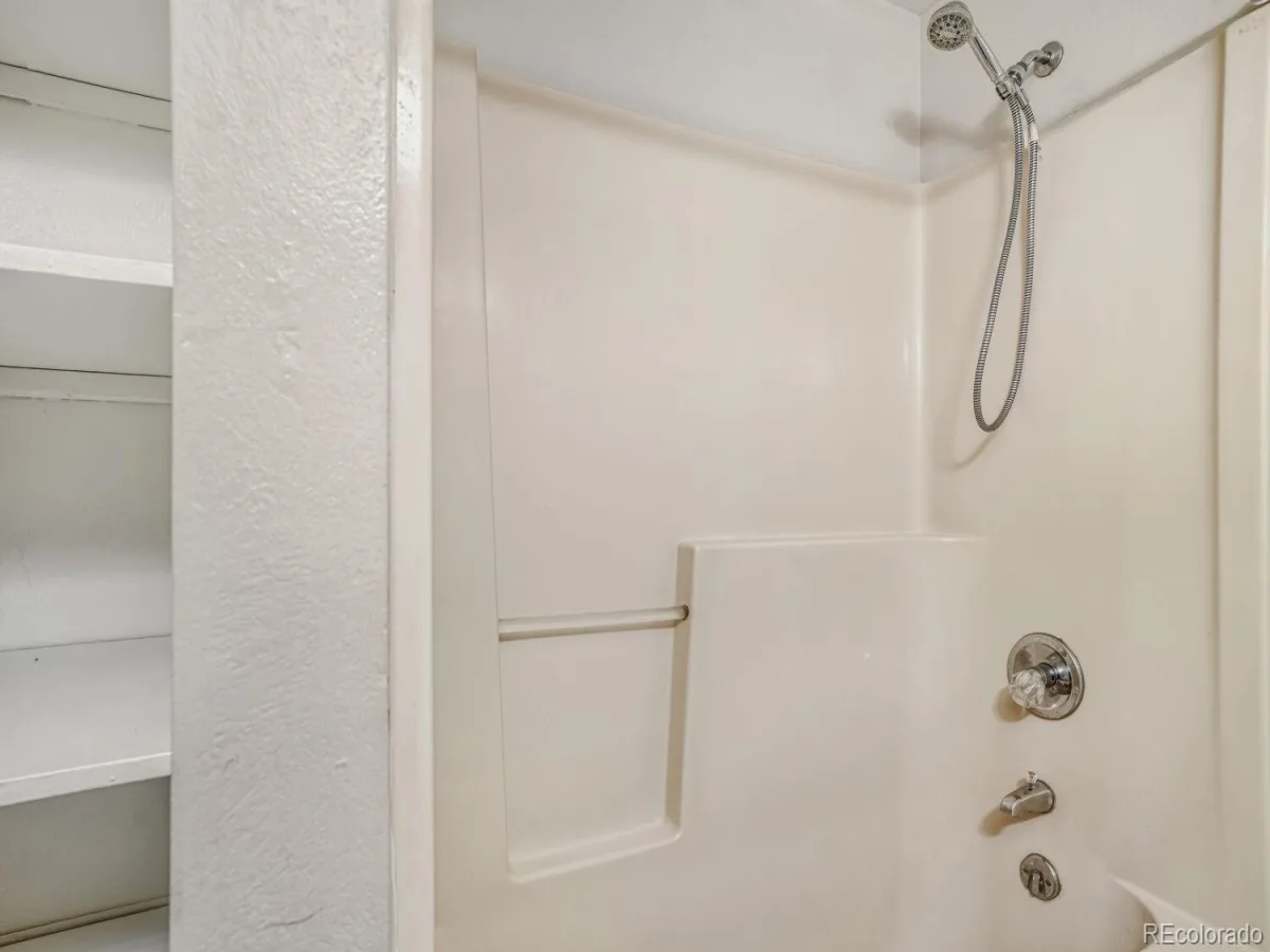 1570 Simms Street Denver CO 80215 | MLS #REC8621013 08232026024552 1200 32