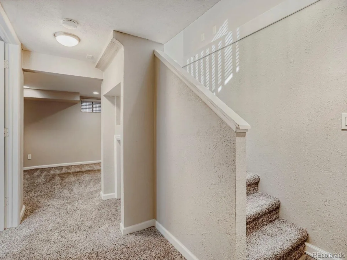 1570 Simms Street Denver CO 80215 | MLS #REC8621013 08232026024552 1200 34