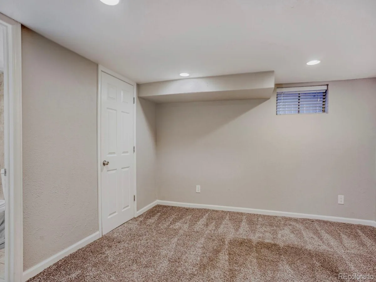 1570 Simms Street Denver CO 80215 | MLS #REC8621013 08232026024552 1200 37
