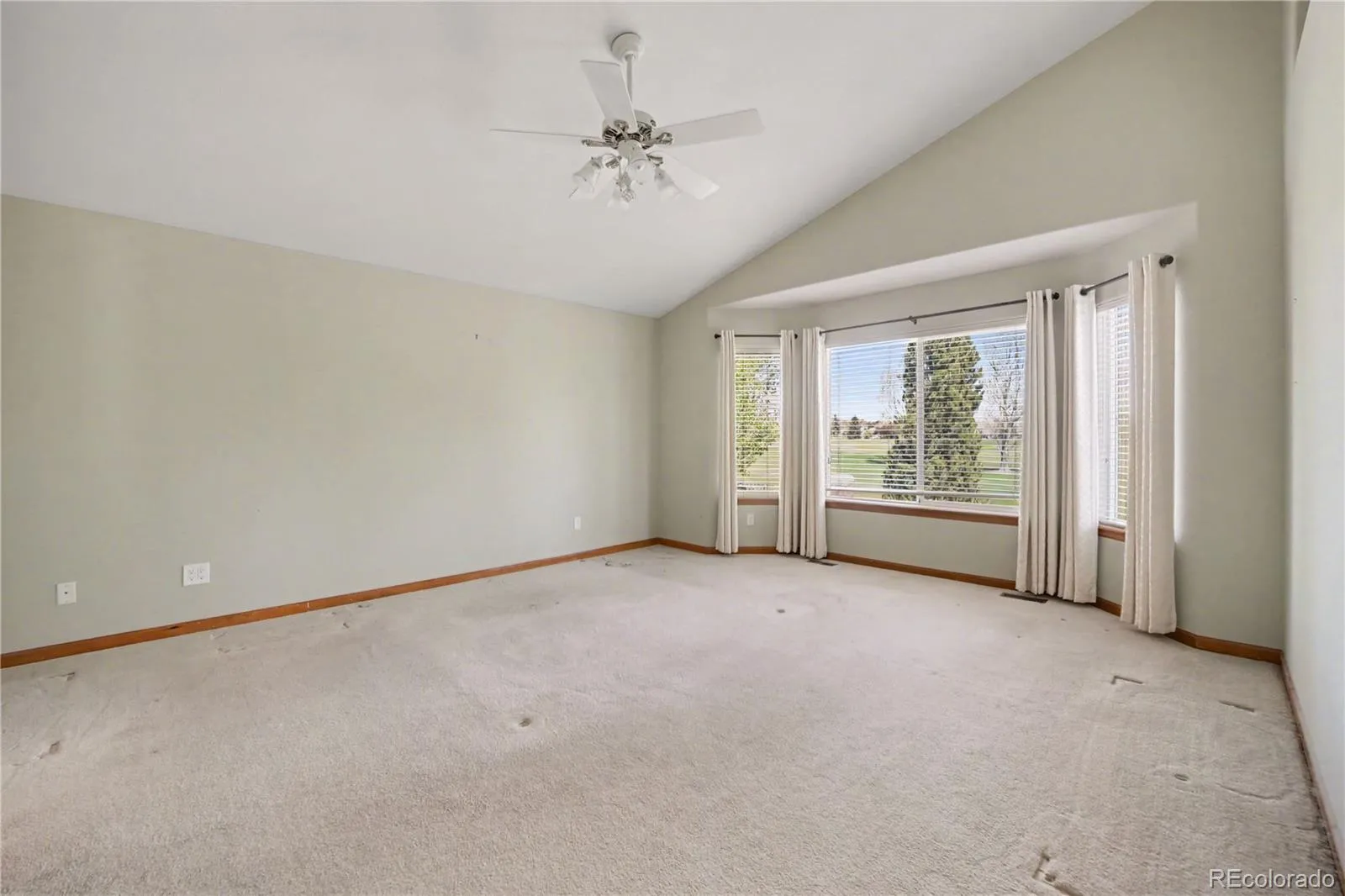 04172026220759 1600 26