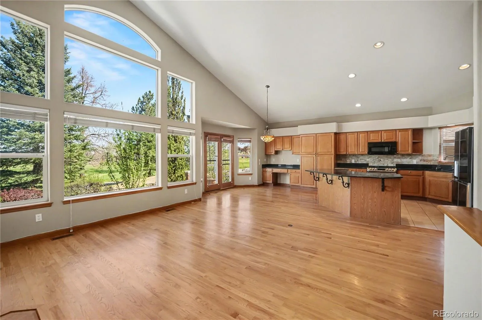 04172026220759 1600 7