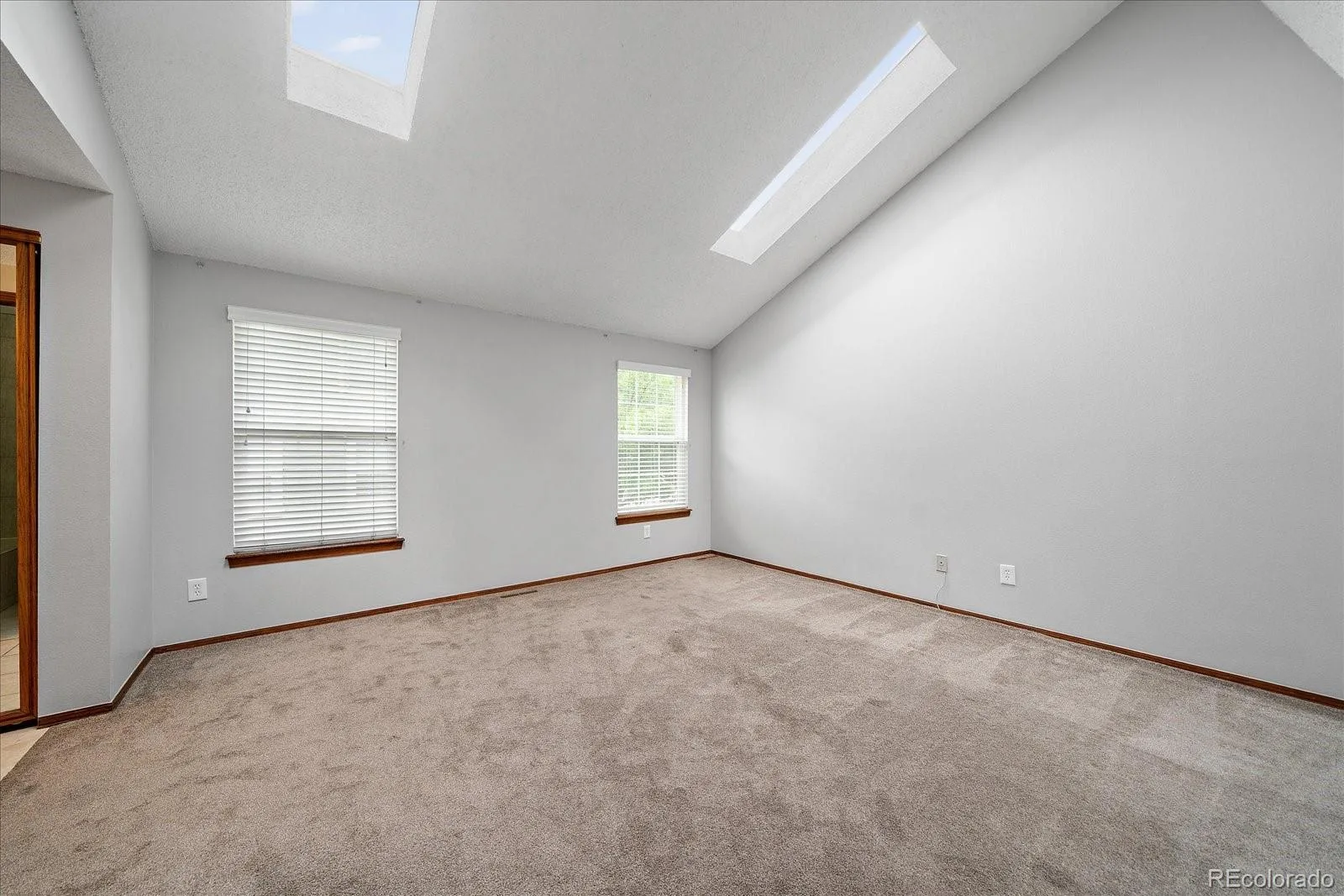 1922 S Hannibal Court #B Aurora CO 80013 | MLS #REC8622663 08122026160550 1600 14