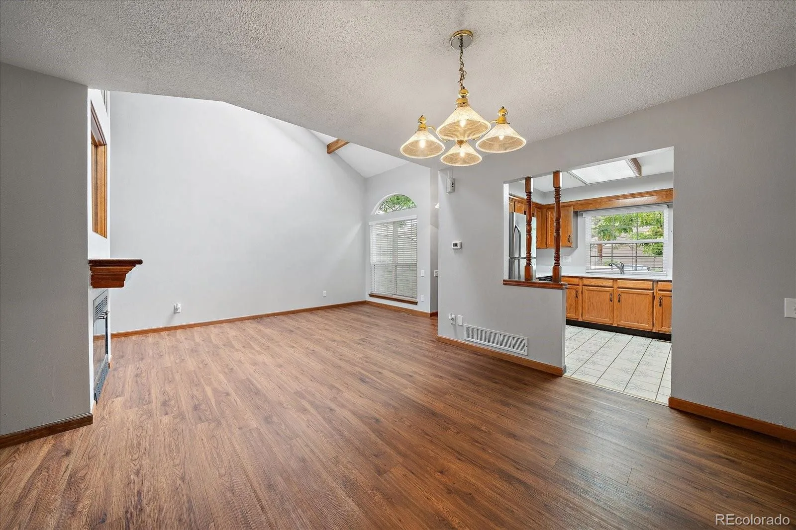 1922 S Hannibal Court #B Aurora CO 80013 | MLS #REC8622663 08122026160550 1600 8