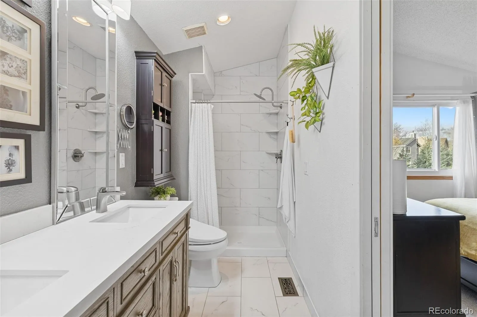 04092026060640 1600 25