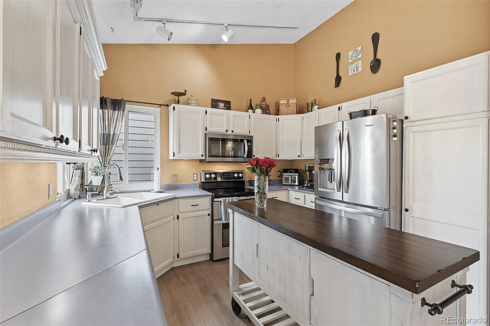 04092026060640 1600 9