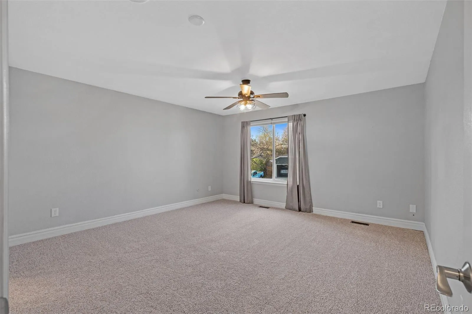 11362 W Berry Avenue Littleton CO 80127 MLS #REC8624299 04232026213715 1600 26