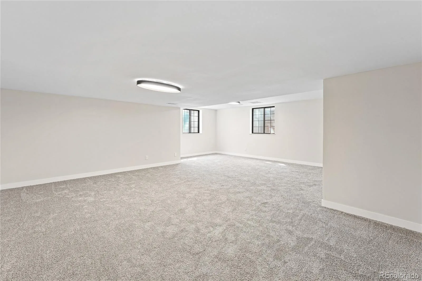 3333 E Florida Avenue #108 Denver CO 80210 MLS #REC8625939 06092026155224 1600 34