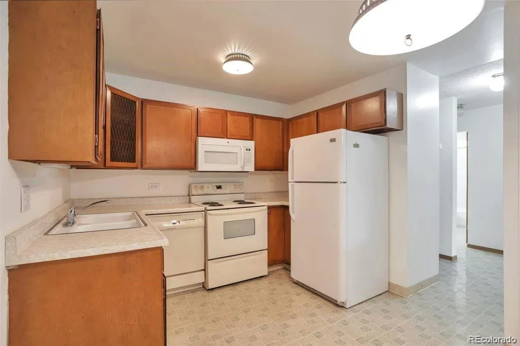 9340 E Center Avenue #8A Denver CO 80247 | MLS #REC8627129 06082026203002 1024 3