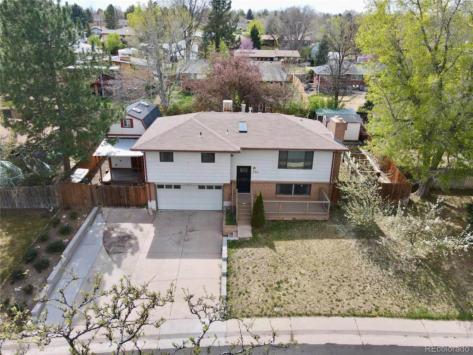 5217 S Mabre Court Littleton CO 80123 MLS #REC8629565 04292026021809 1600 1