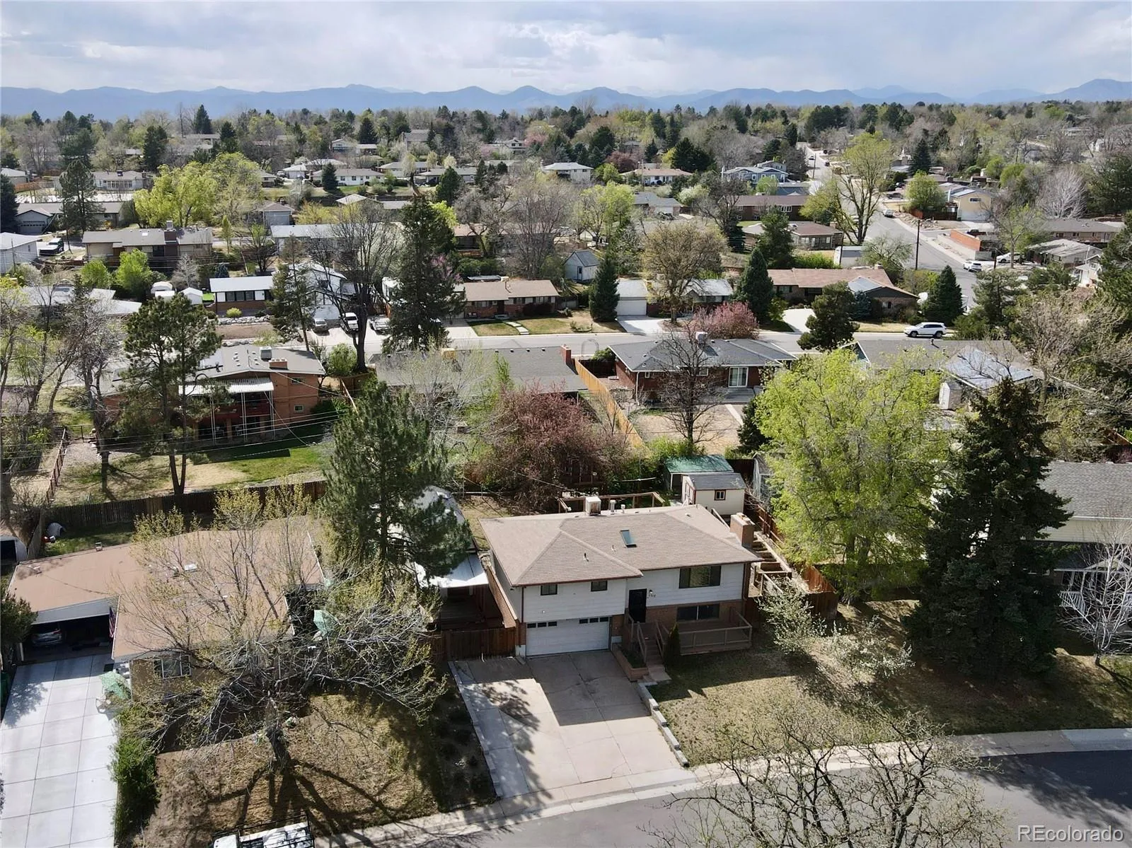 5217 S Mabre Court Littleton CO 80123 MLS #REC8629565 04292026021809 1600 32