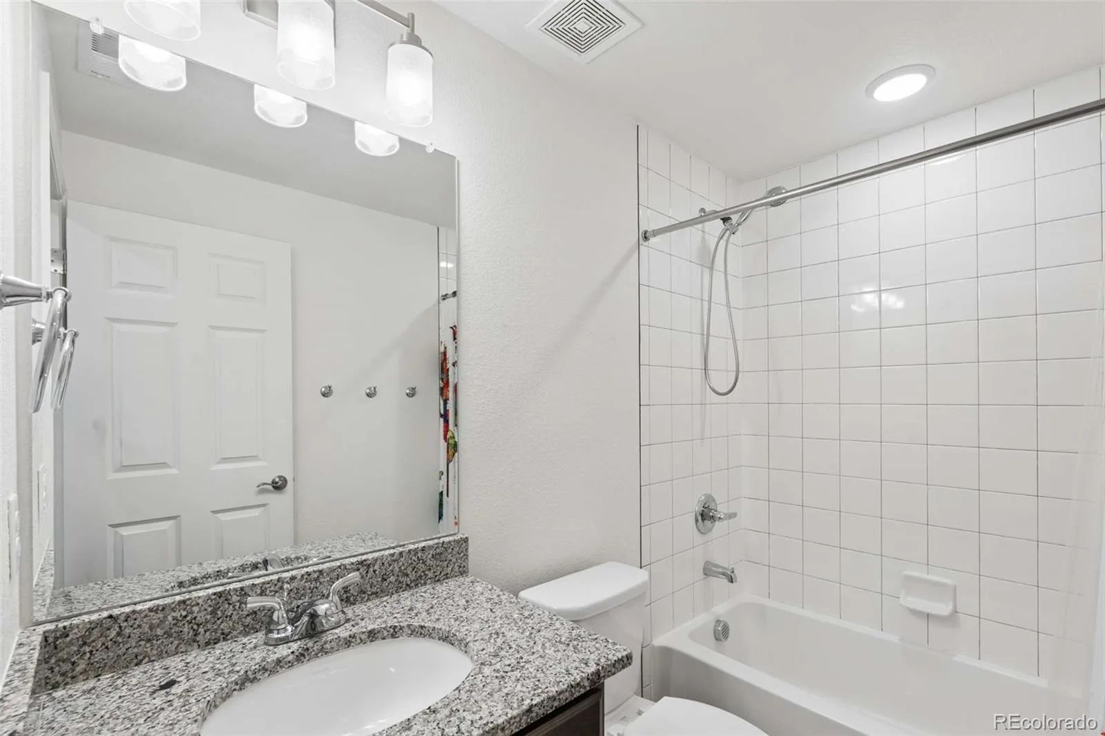 20422 E 52nd Avenue Denver CO 80249 | MLS #REC8630751 08092026195623 1600 21