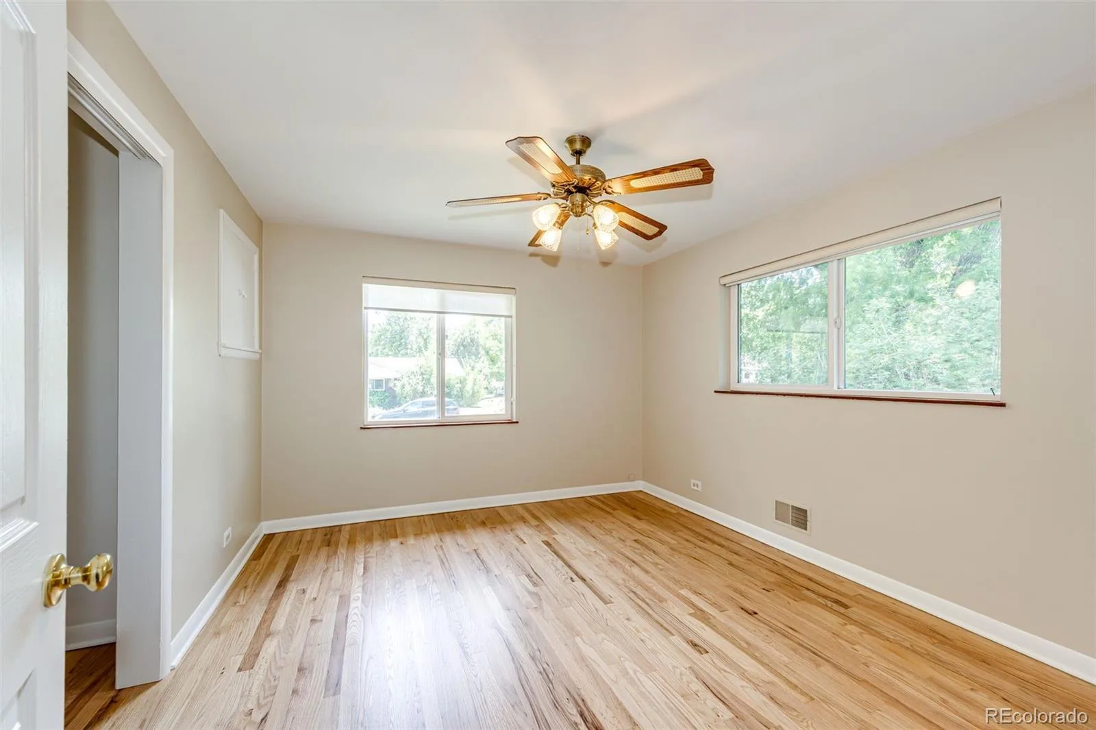 9015 W 4th Place Lakewood CO 80226 MLS #REC8630864 06202026000758 1600 12