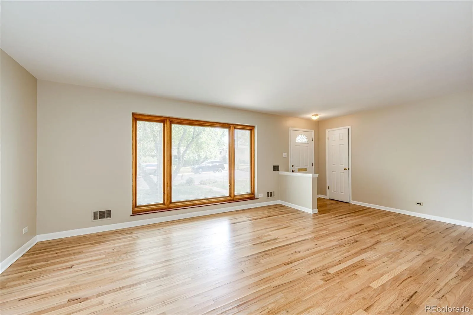 9015 W 4th Place Lakewood CO 80226 MLS #REC8630864 06202026000758 1600 5