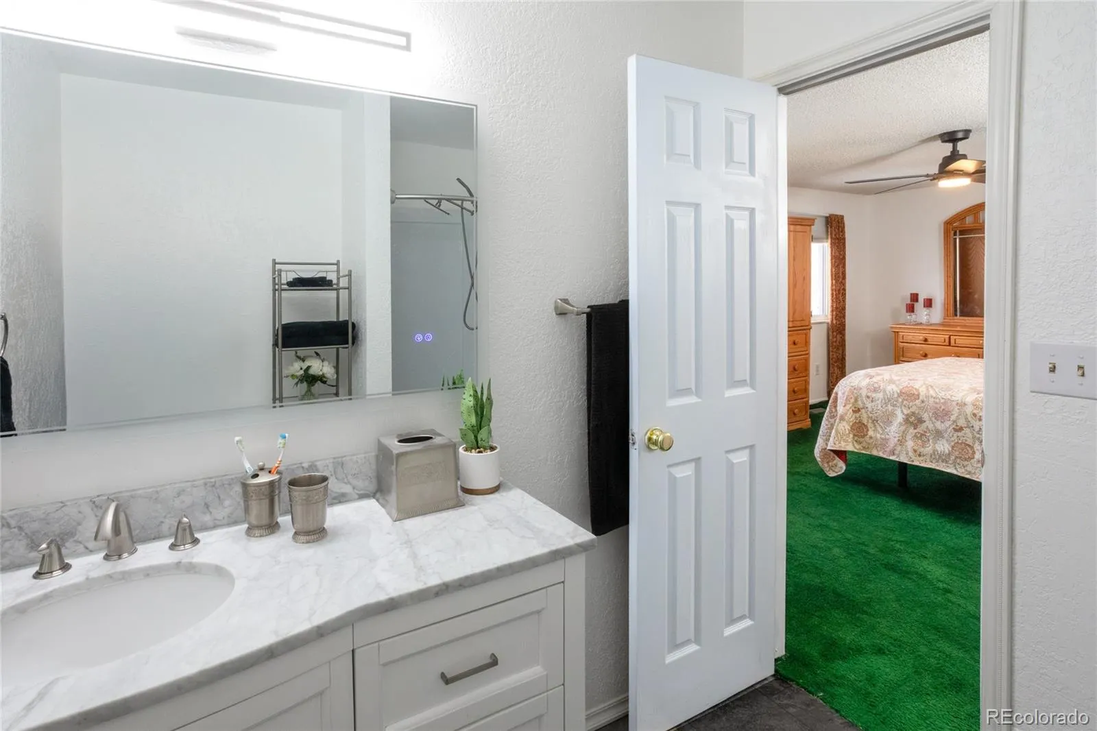 3404 S Ouray Way Aurora CO 80013 MLS #REC8631218 04132026170731 1600 26