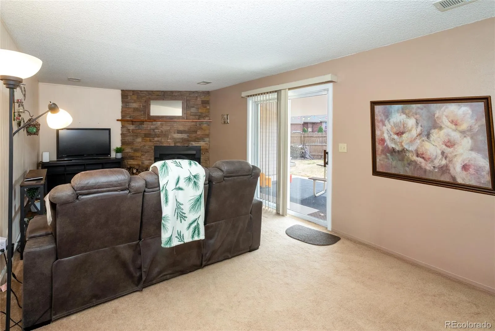 3404 S Ouray Way Aurora CO 80013 MLS #REC8631218 04132026170731 1600 27