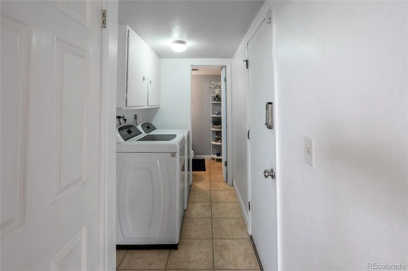 3404 S Ouray Way Aurora CO 80013 MLS #REC8631218 04132026170731 1600 30