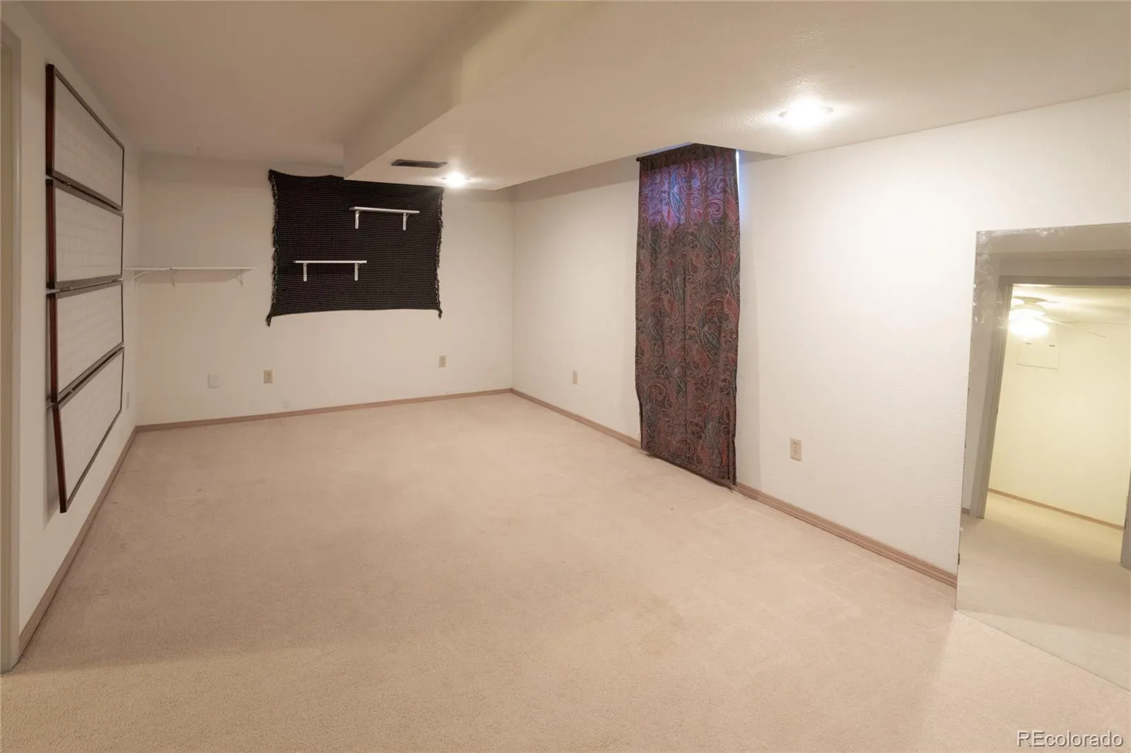 3404 S Ouray Way Aurora CO 80013 MLS #REC8631218 04132026170731 1600 32