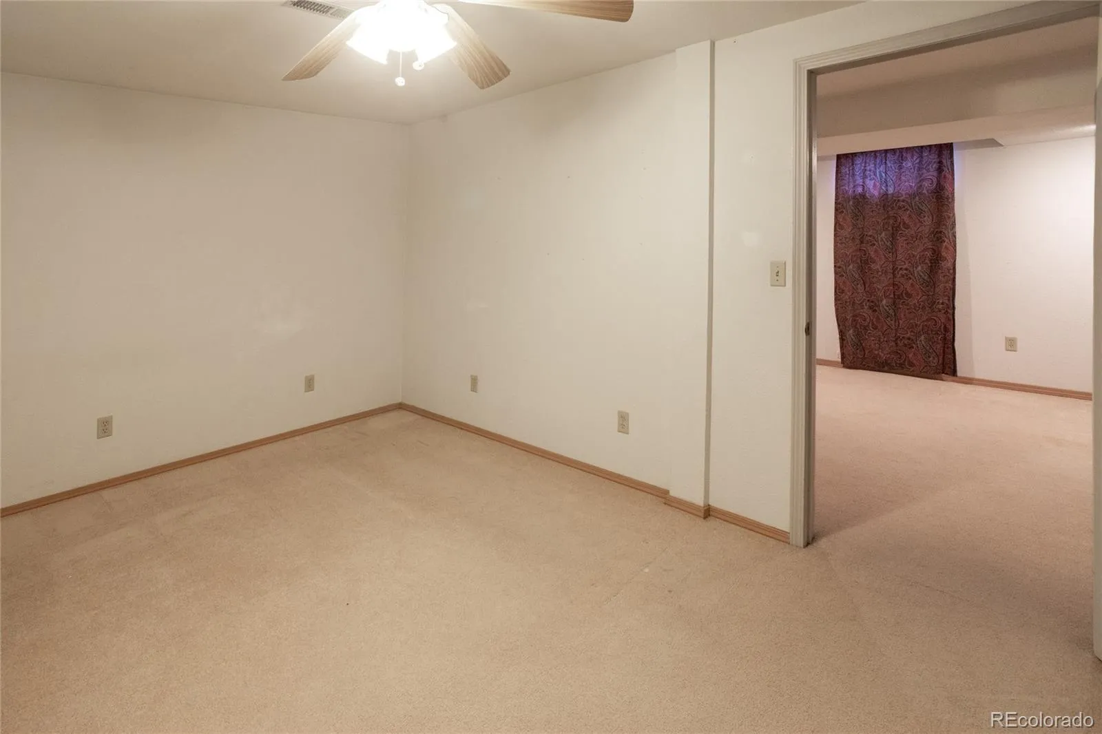 3404 S Ouray Way Aurora CO 80013 MLS #REC8631218 04132026170731 1600 37