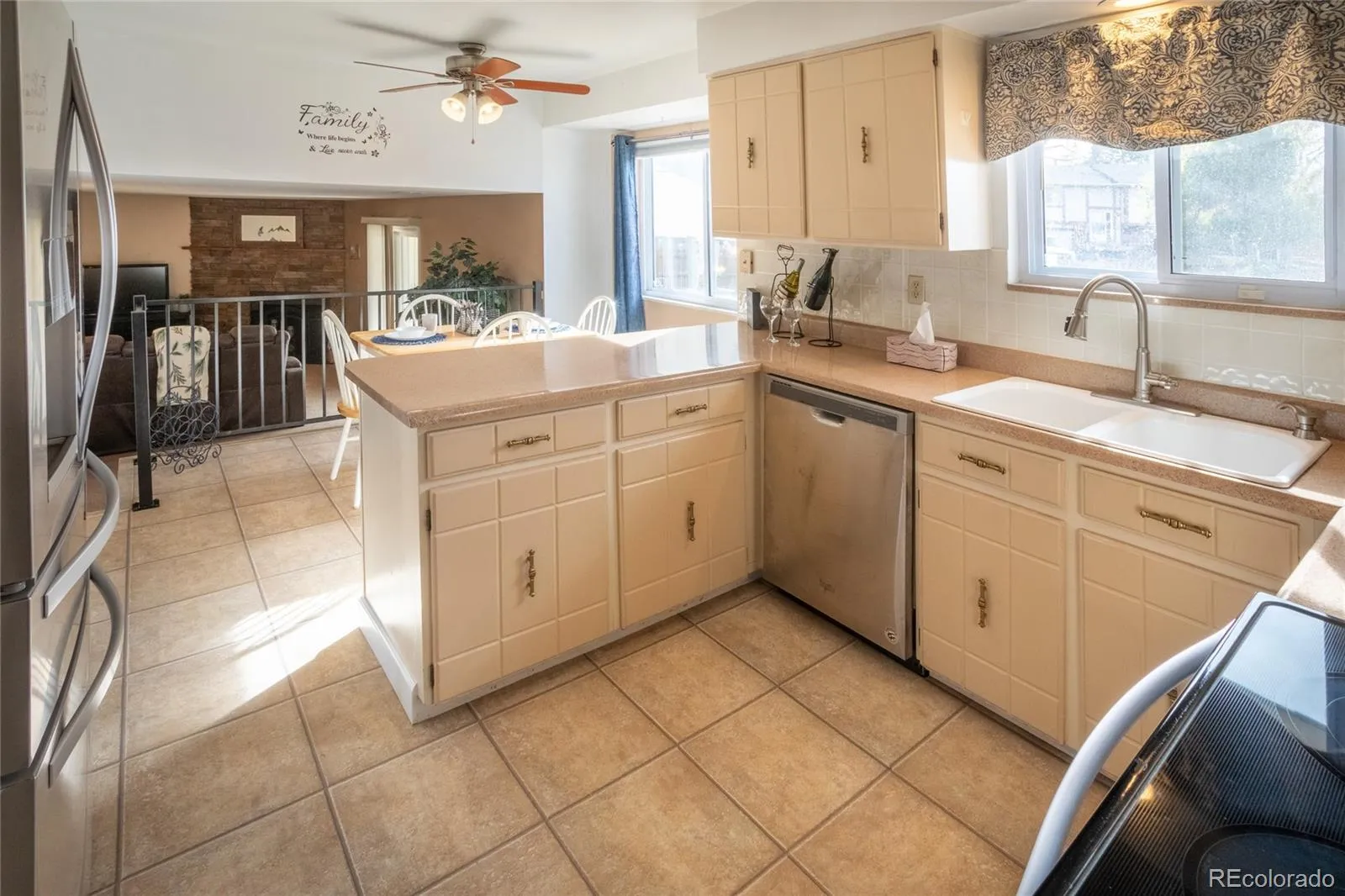 3404 S Ouray Way Aurora CO 80013 MLS #REC8631218 04132026170731 1600 6