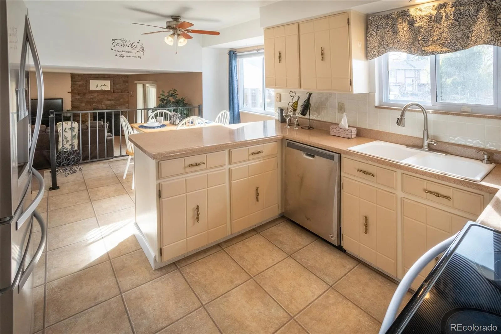 3404 S Ouray Way Aurora CO 80013 | MLS #REC8631218 09302026174928 1600 9