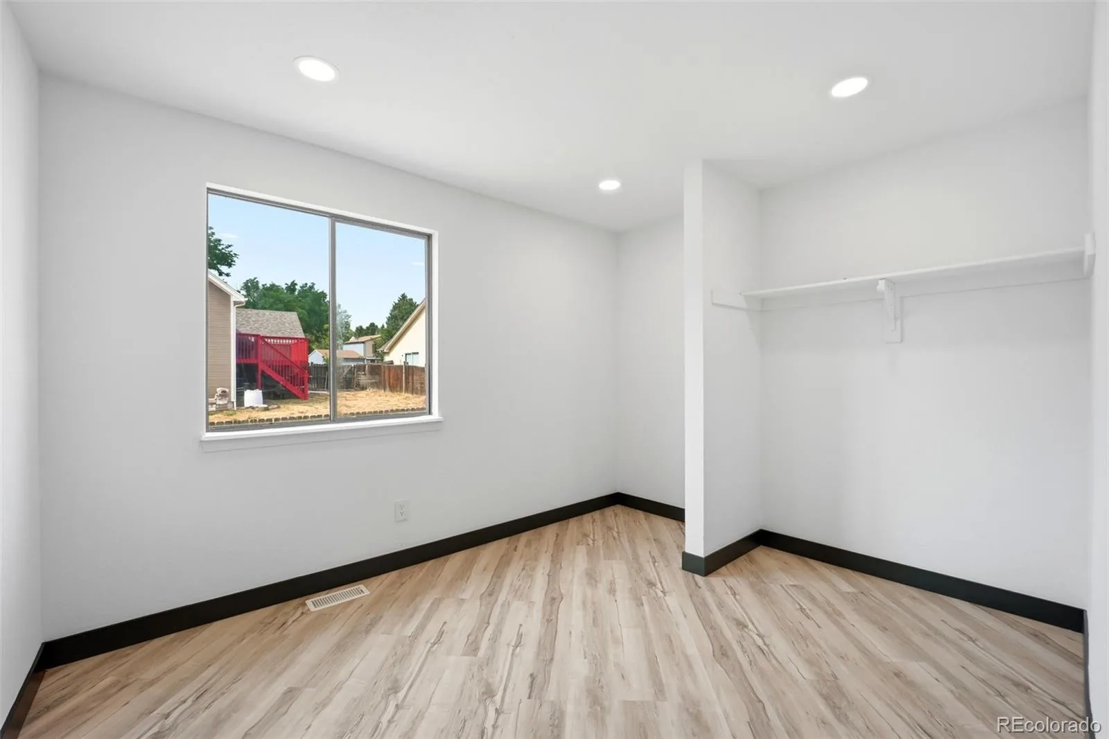 17445 E Temple Drive Aurora CO 80015 | MLS #REC8631385 08082026005355 1600 17