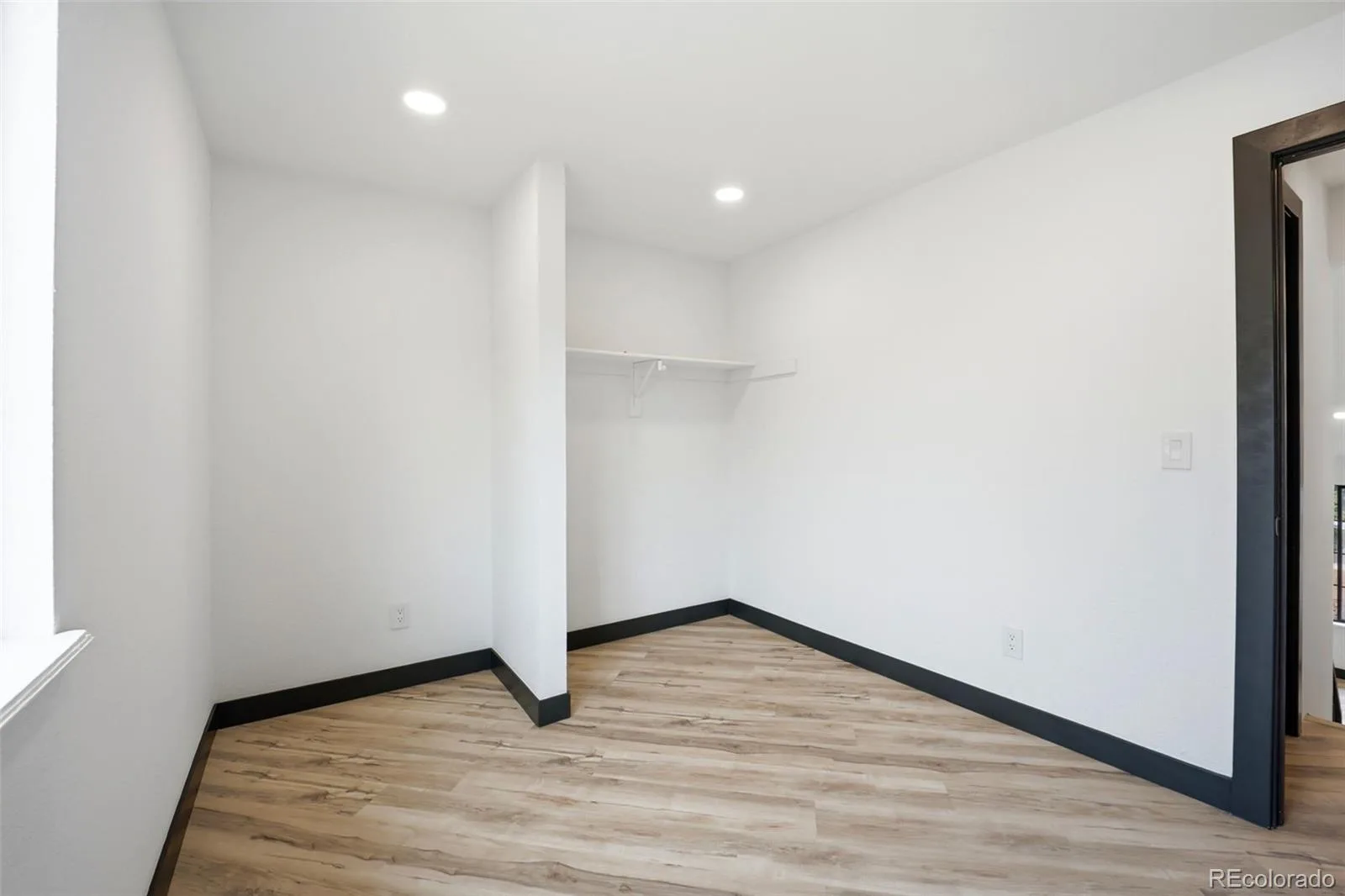 17445 E Temple Drive Aurora CO 80015 | MLS #REC8631385 08082026005355 1600 18