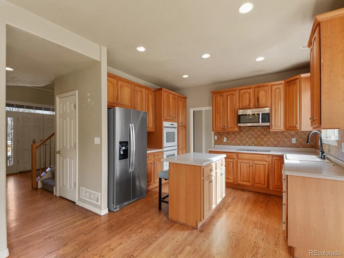18119 E Caley Circle Aurora CO 80116 | MLS #REC8631828 10012026121012 1200 10