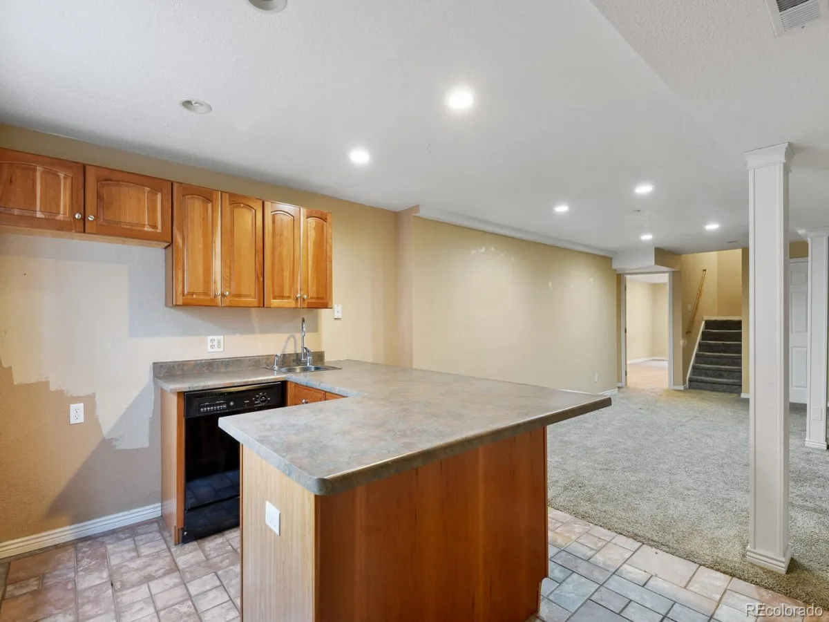 18119 E Caley Circle Aurora CO 80116 | MLS #REC8631828 10012026121012 1200 12