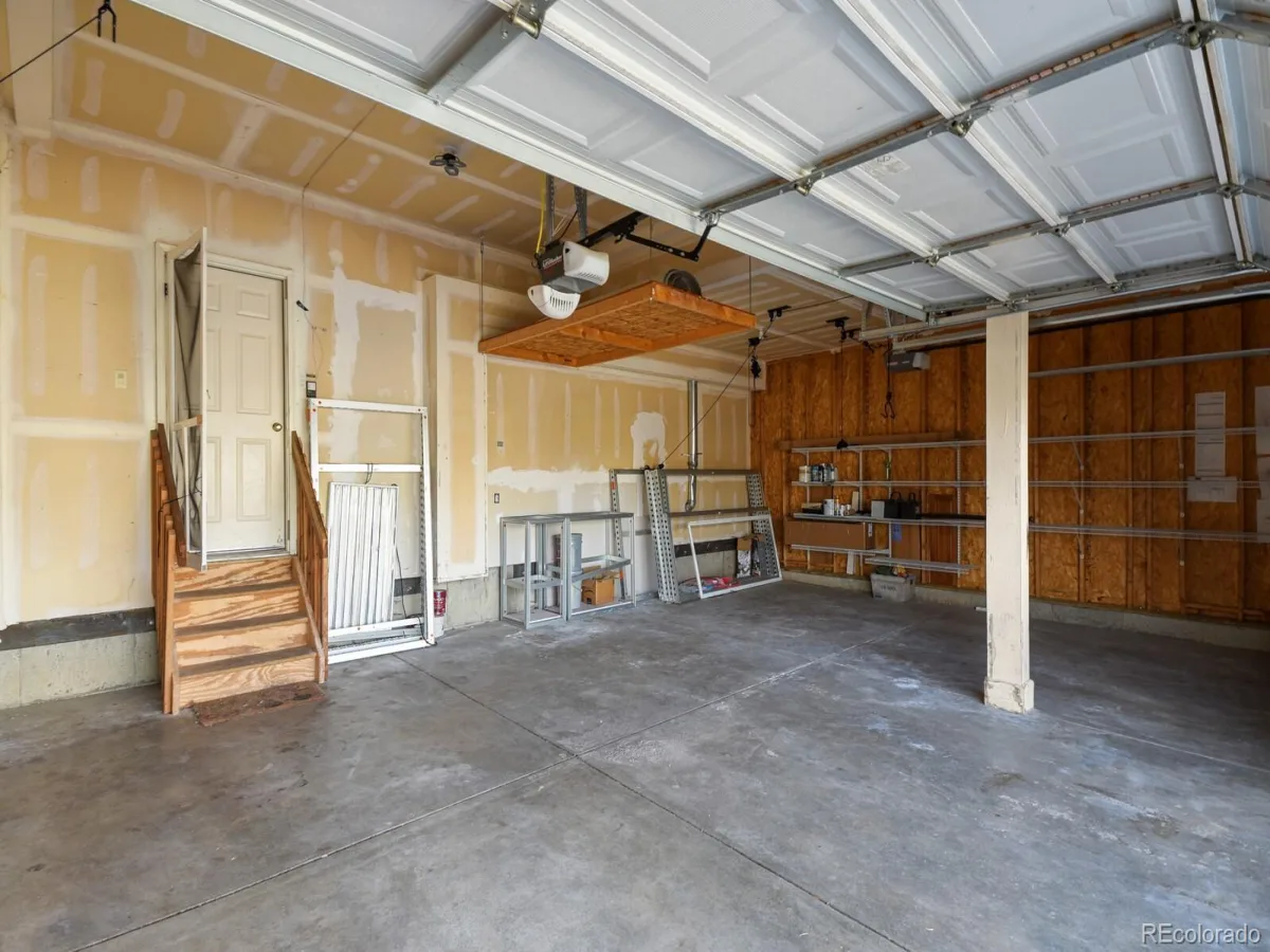 18119 E Caley Circle Aurora CO 80116 | MLS #REC8631828 10012026121012 1200 17