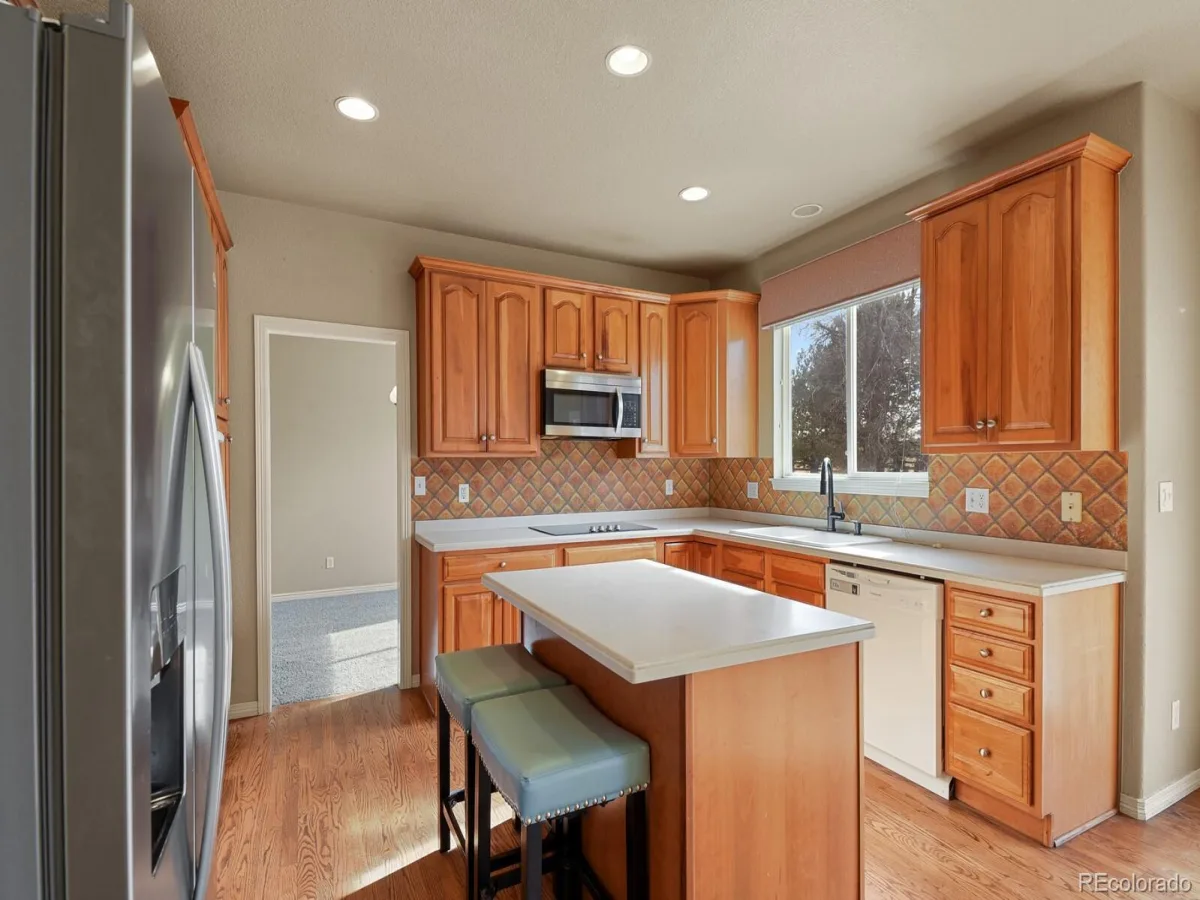18119 E Caley Circle Aurora CO 80116 | MLS #REC8631828 10012026121012 1200 7
