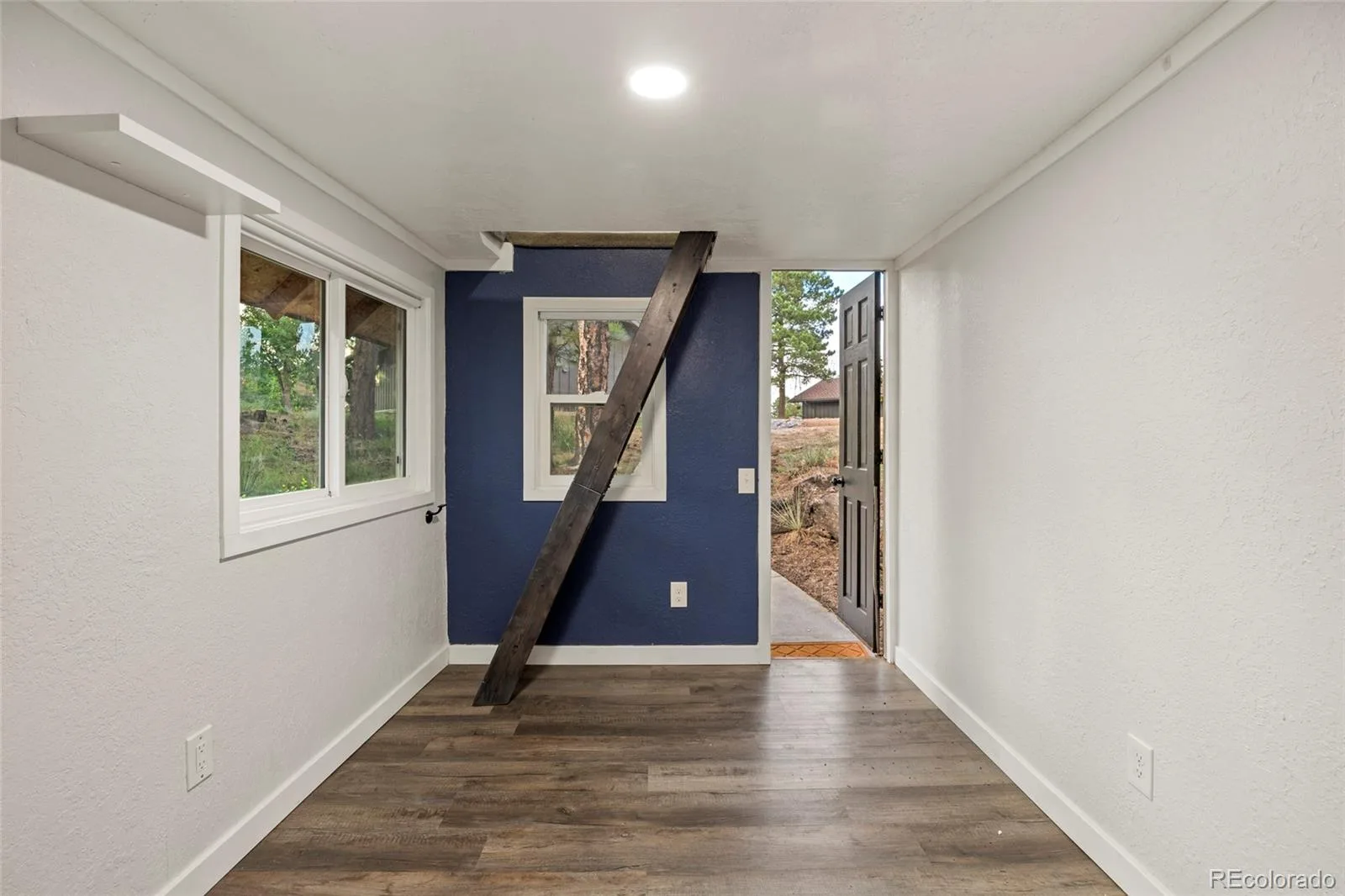 12464 Forest Canyon Drive Parker CO 80138 | MLS #REC8632405 08232026082557 1600 43