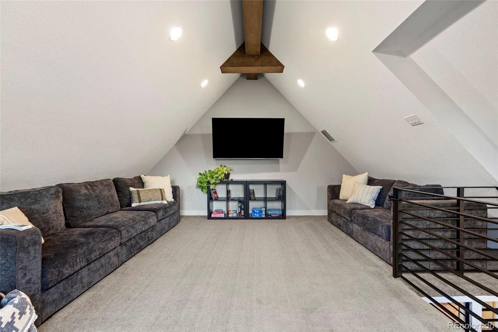 12464 Forest Canyon Drive Parker CO 80138 | MLS #REC8632405 08232026082557 1600 8