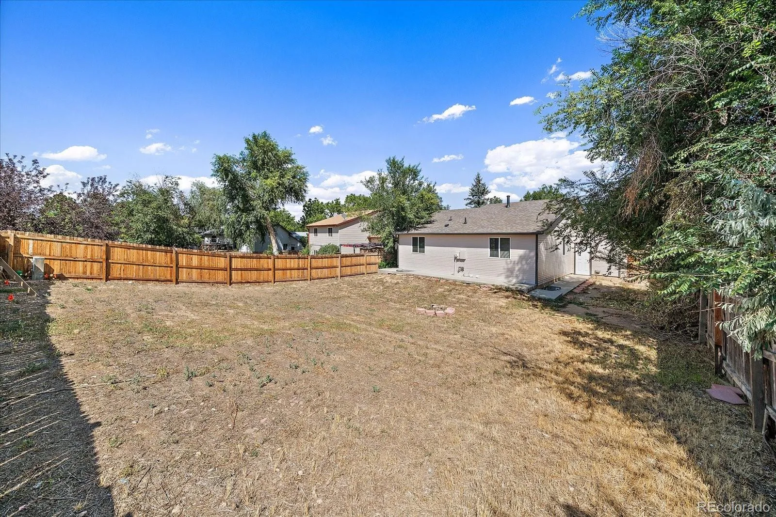 18757 E Hawaii Drive Aurora CO 80017 | MLS #REC8633964 07312026163149 1600 19