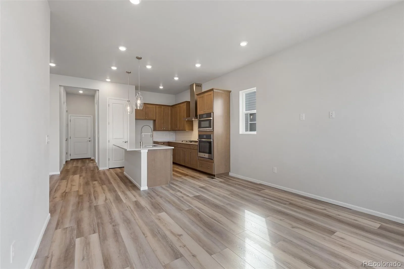 166 S Terry Street Golden CO 80401 MLS #REC8634427 06122026074811 1600 21