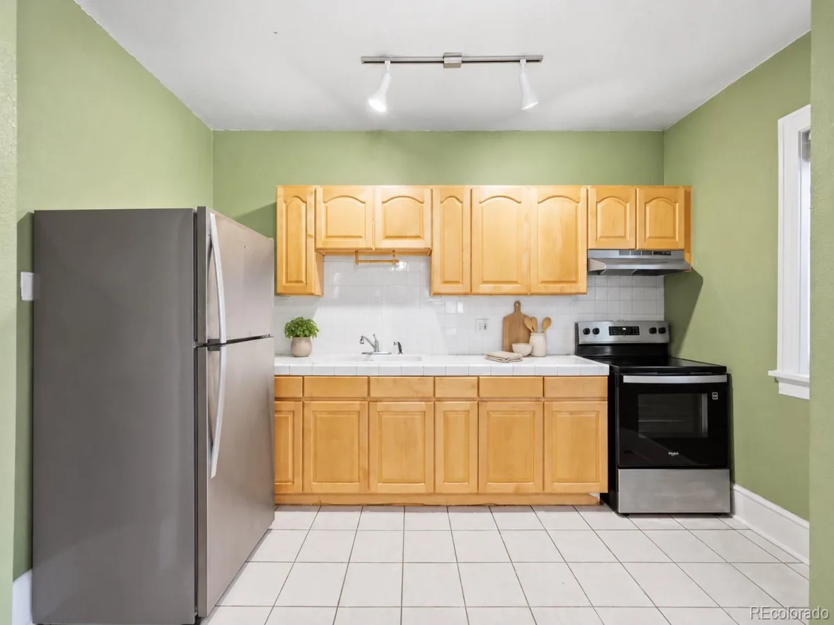541 E 14th Avenue #6 Denver CO 80203 | MLS #REC8635535 09222026220332 1200 4