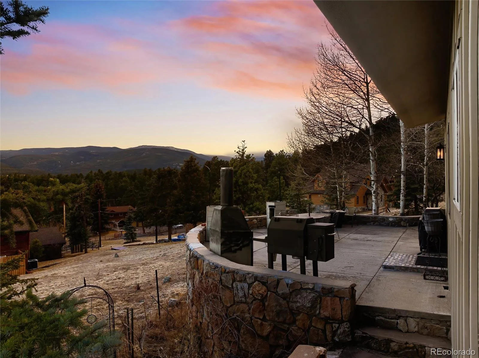 67 Carolyn Road Evergreen CO 80439 | MLS #REC8636652 07232026183702 1600 39