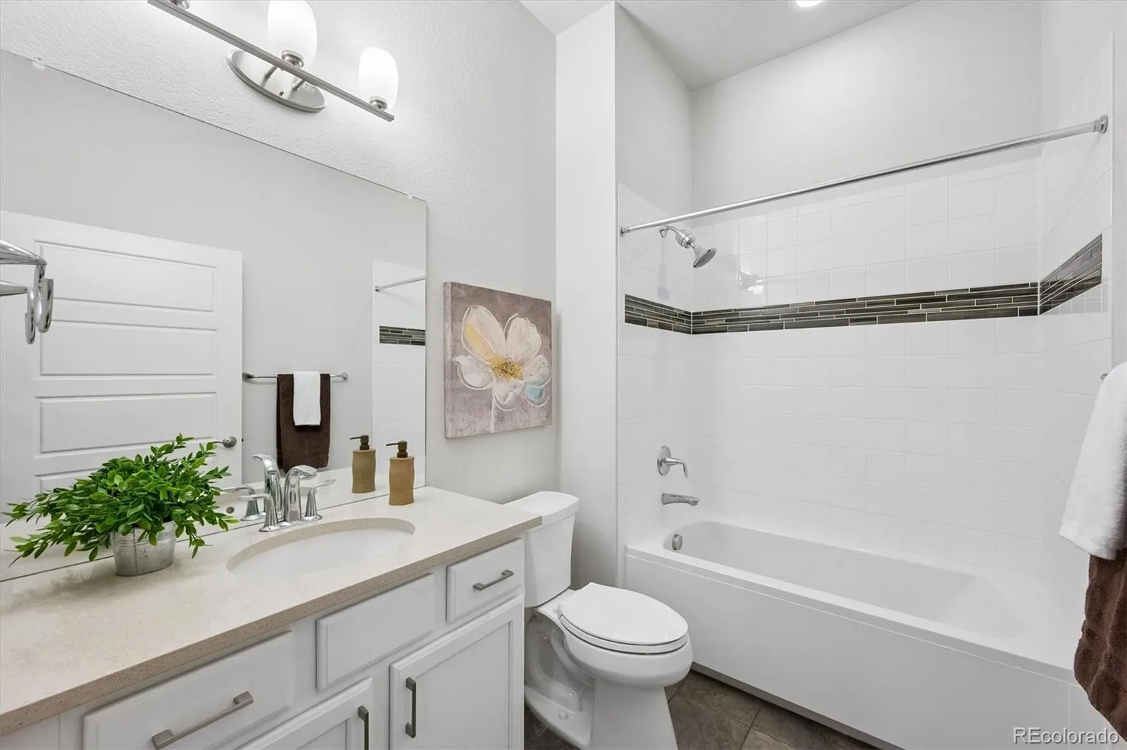11500 E 26th Avenue Aurora CO 80010 MLS #REC8637314 06152026014807 1600 20