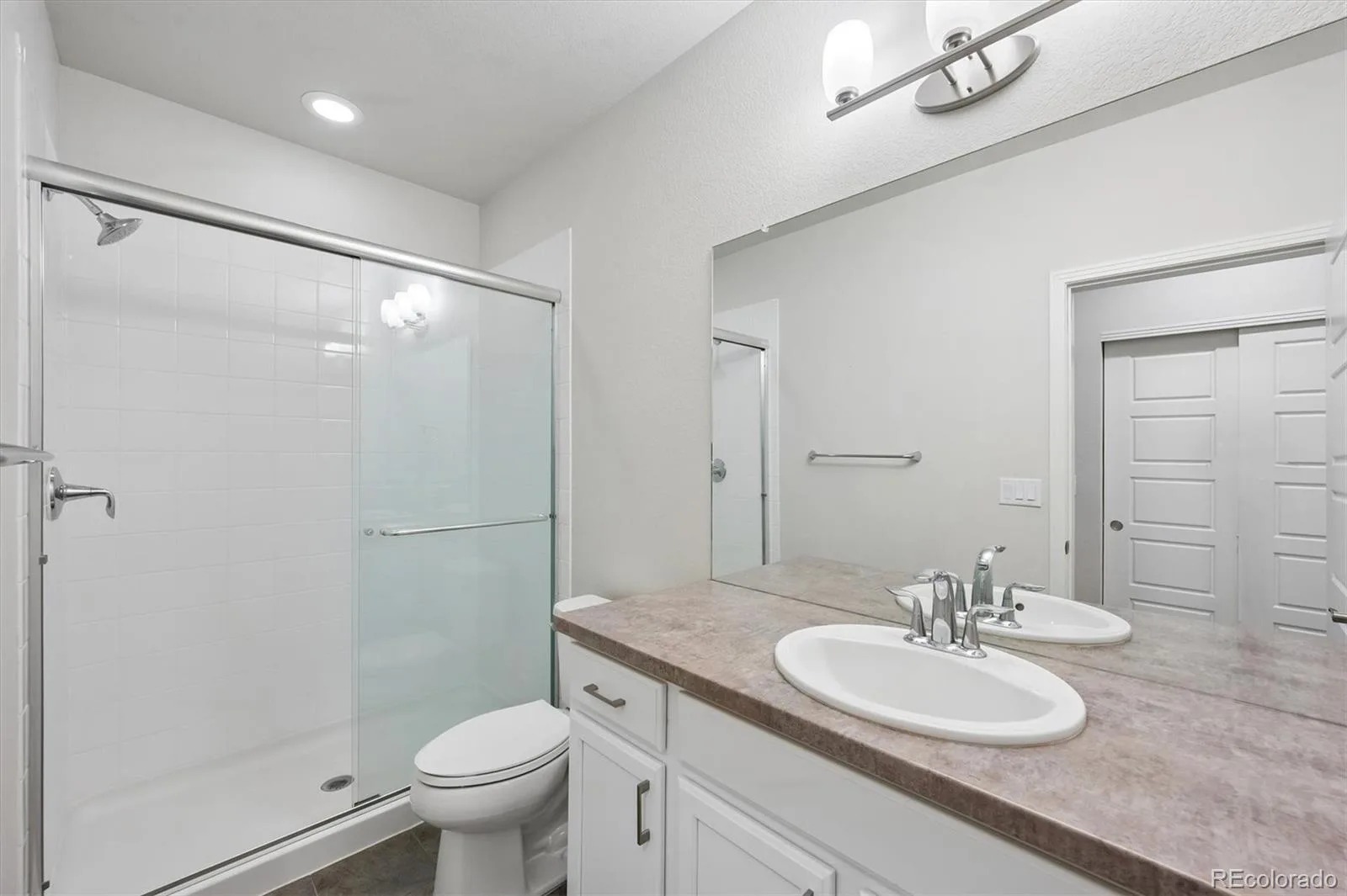 11500 E 26th Avenue Aurora CO 80010 MLS #REC8637314 06152026014807 1600 24